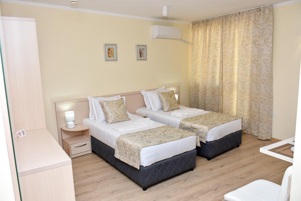 Luxury Apartments Burgas Exteriör bild