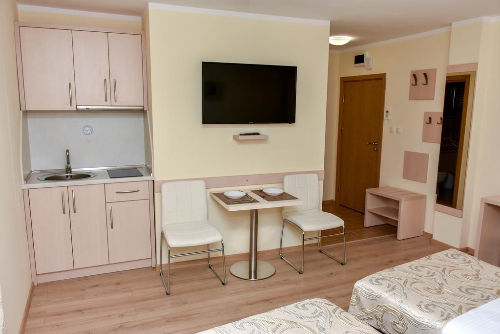 Luxury Apartments Burgas Exteriör bild