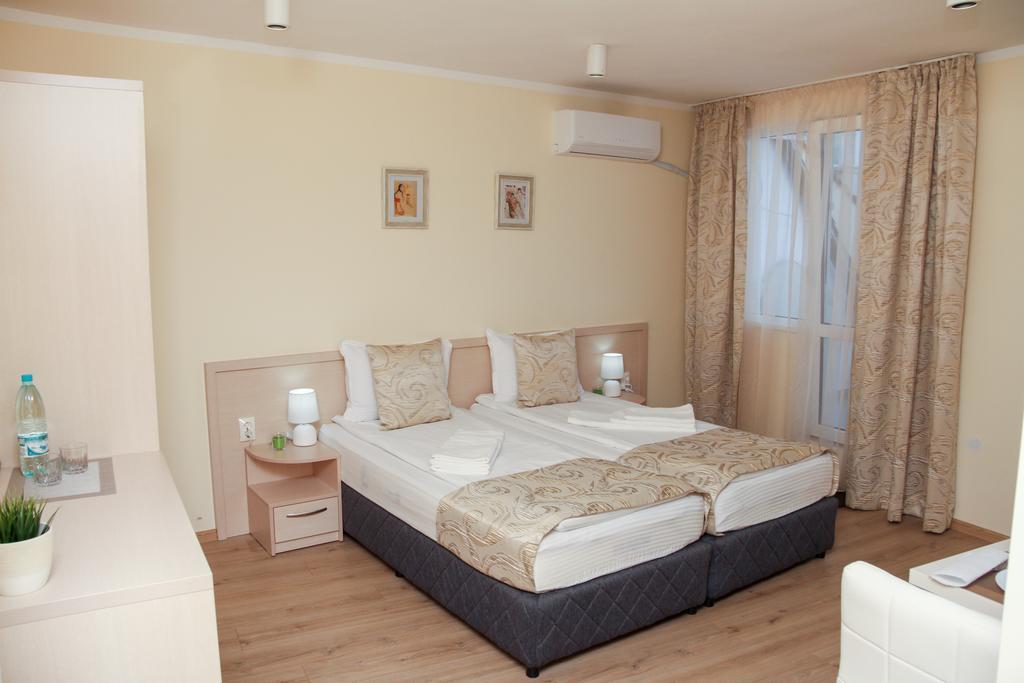 Luxury Apartments Burgas Exteriör bild